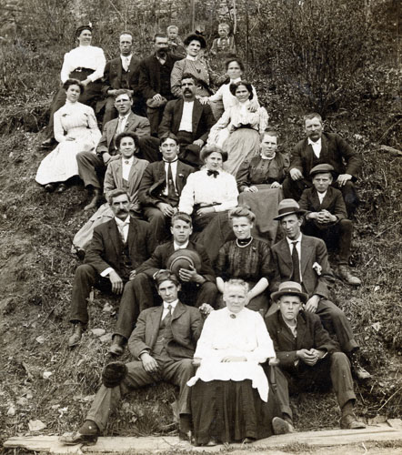 Rounds Family Photo History